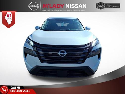 Everest White Pearl Tricoat 2026 Nissan Rogue SV