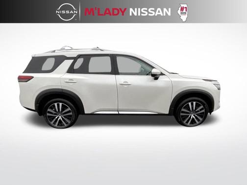 2023 Nissan Pathfinder Platinum 4WD