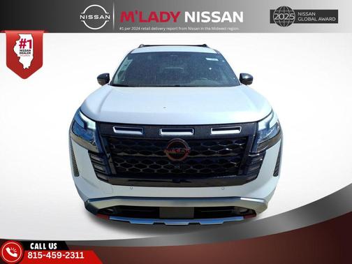 Everest White Pearl Tricoat 2026 Nissan Pathfinder Rock Creek