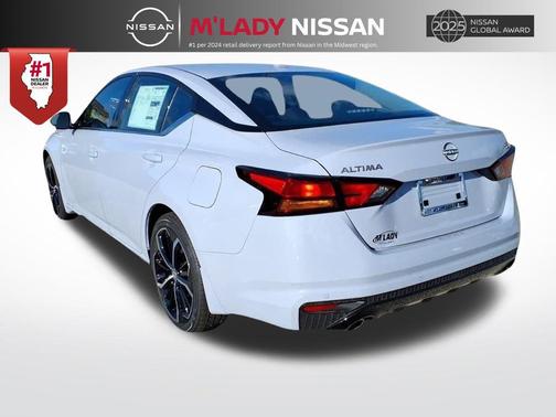 2025 Nissan Altima SR FWD