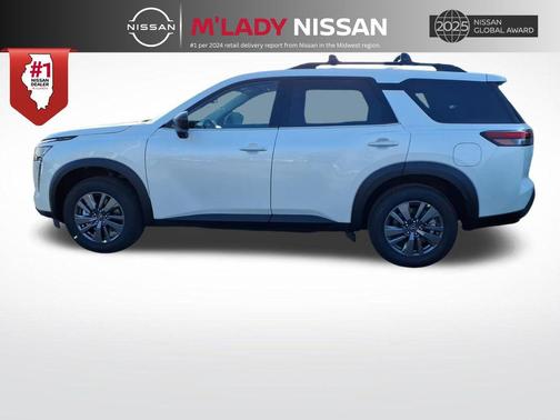 Everest White Pearl Tricoat 2026 Nissan Pathfinder SV