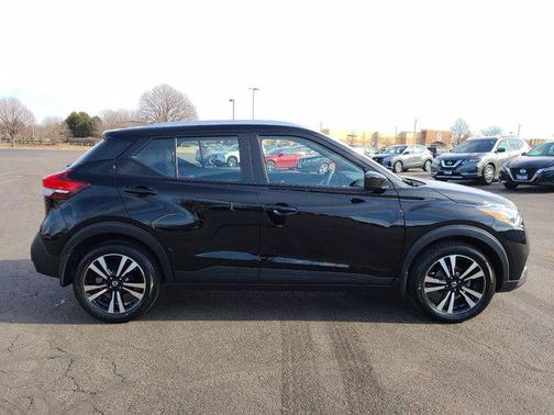 2019 Nissan Kicks SV