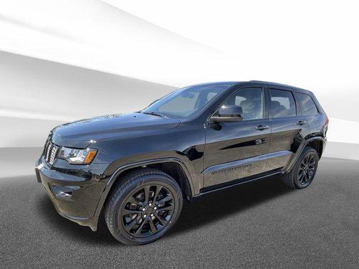 2022 Jeep Grand Cherokee Laredo