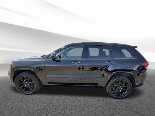2022 Jeep Grand Cherokee Laredo