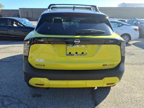 2026 Nissan Kicks SR