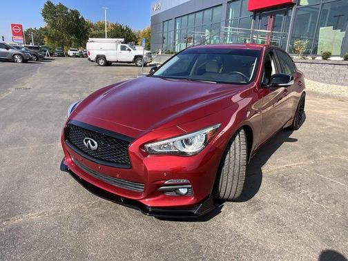 2015 INFINITI Q50 Premium