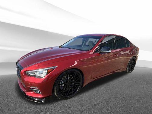 2015 INFINITI Q50 Premium