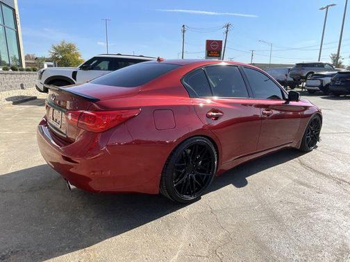 2015 INFINITI Q50 Premium