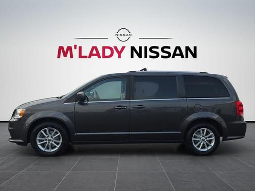 Granite Pearlcoat 2020 Dodge Grand Caravan SXT
