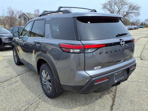 2025 Nissan Pathfinder SV 4WD