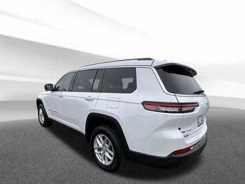 2021 Jeep Grand Cherokee L Laredo
