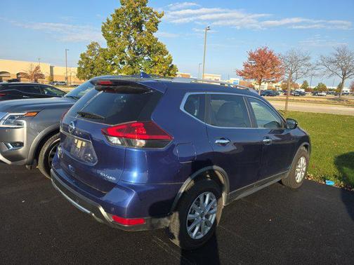 2020 Nissan Rogue SV