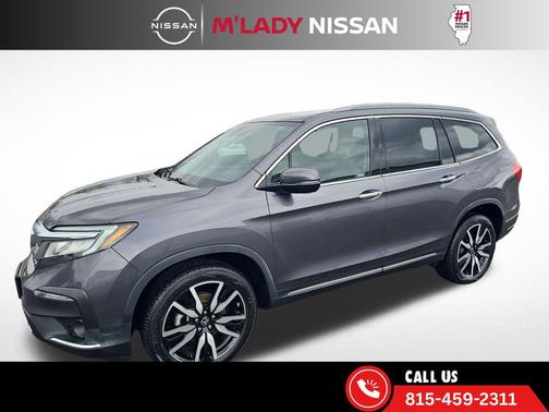Crystal Black Pearl 2021 Honda Pilot Touring 8-Passenger