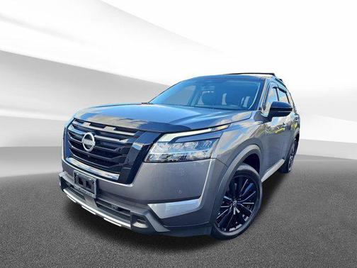 2024 Nissan Pathfinder SL 4WD