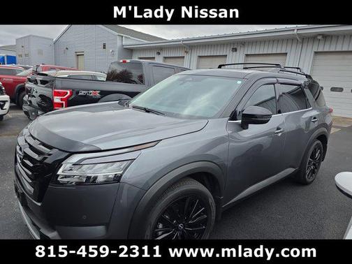 2024 Nissan Pathfinder SL 4WD