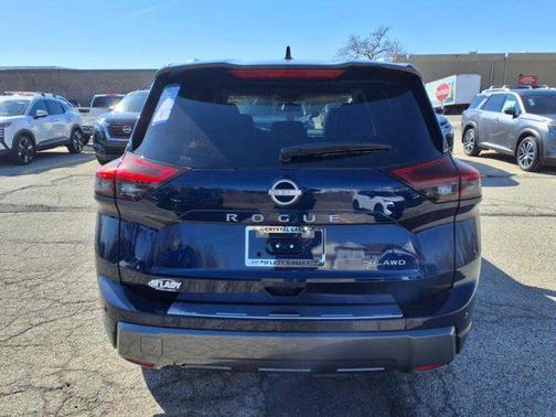 2025 Nissan Rogue SL