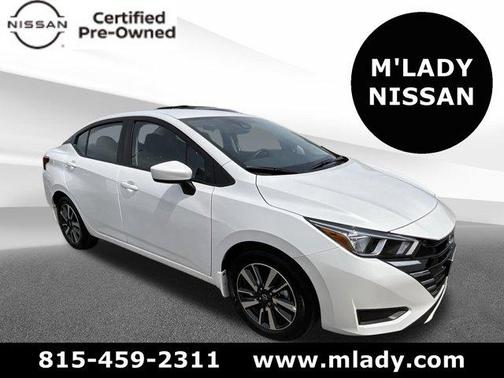 Aspen White Tricoat 2024 Nissan Versa 1.6 SV