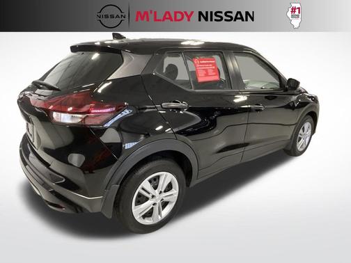 2025 Nissan Kicks S