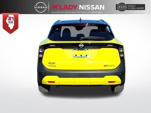 2026 Nissan Kicks SR
