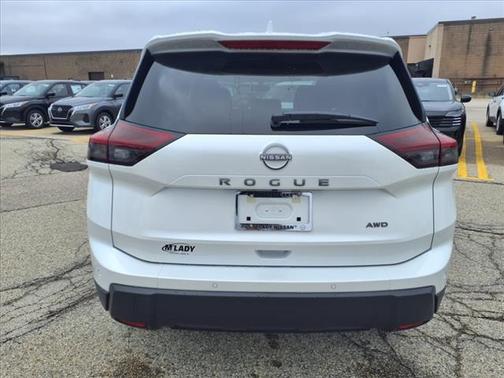 2025 Nissan Rogue SV