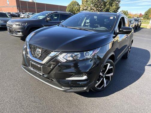 2022 Nissan Rogue Sport SL