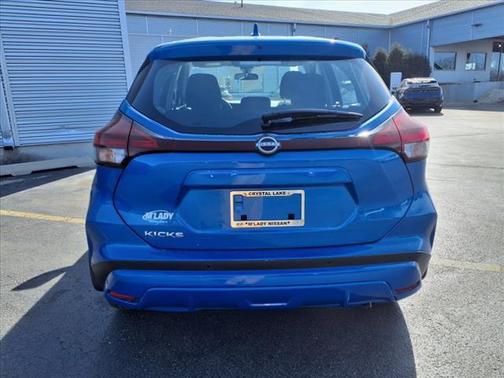 2025 Nissan Kicks S