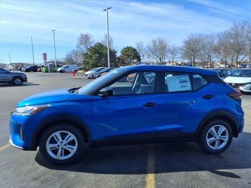 2025 Nissan Kicks S