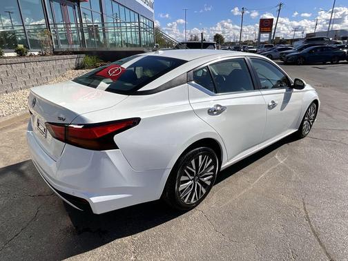 2023 Nissan Altima 2.5 SV