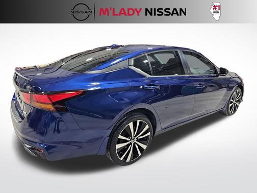 2022 Nissan Altima SR Intelligent AWD