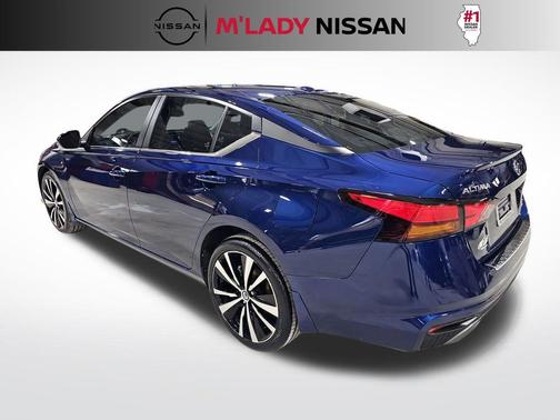 2022 Nissan Altima SR Intelligent AWD