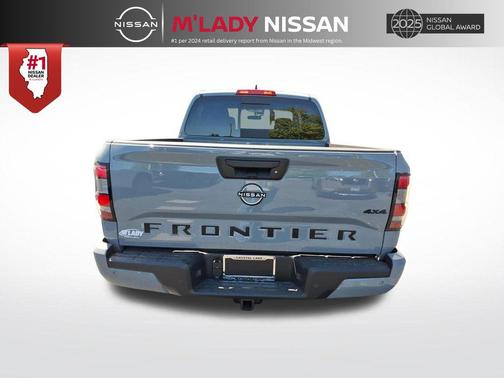 Boulder Gray Pearl 2026 Nissan Frontier SV