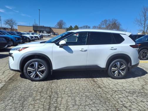 2025 Nissan Rogue SL