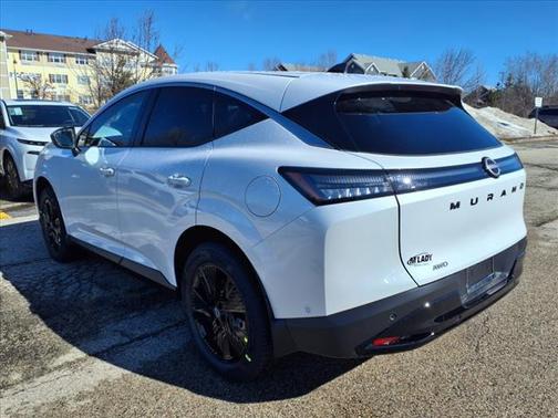 2025 Nissan Murano SV