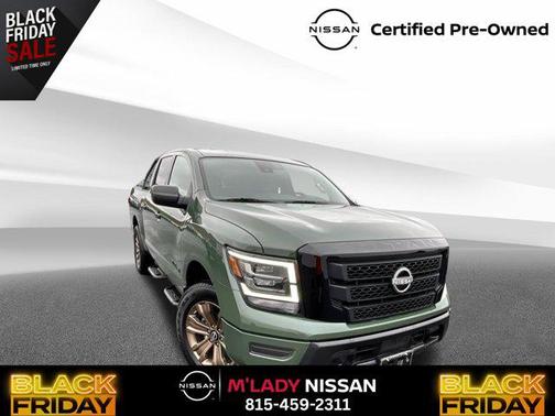 2024 Nissan Titan SV