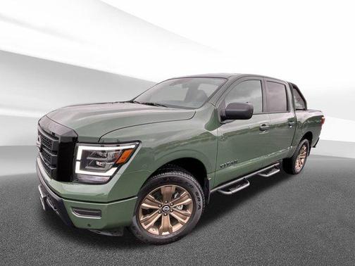 2024 Nissan Titan SV