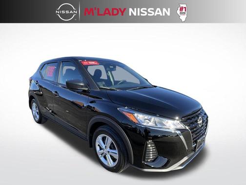 2025 Nissan Kicks S