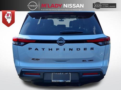 Everest White Pearl Tricoat 2026 Nissan Pathfinder SL