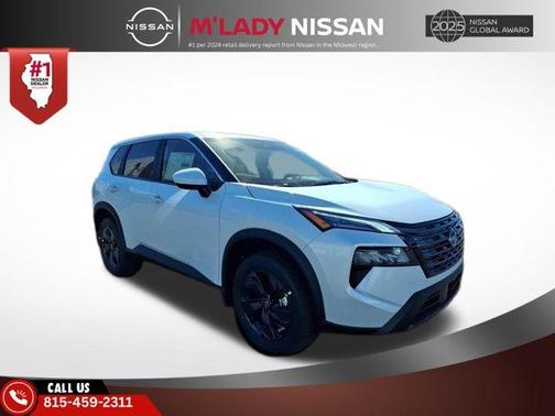 Everest White Pearl Tricoat 2026 Nissan Rogue SV