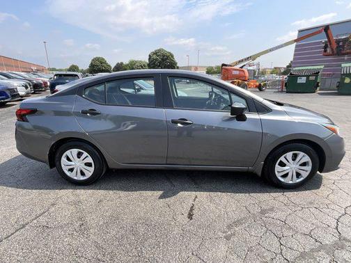 2021 Nissan Versa 1.6 S