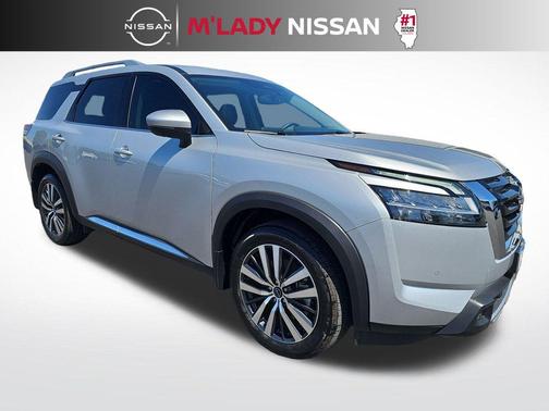 Brilliant Silver Metallic 2022 Nissan Pathfinder Platinum 4WD