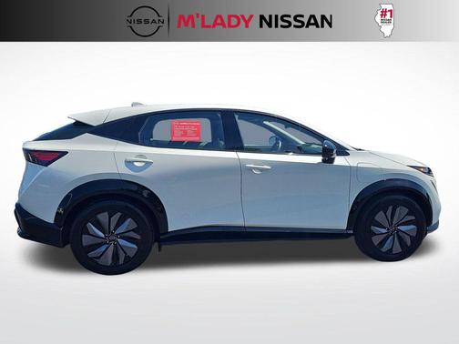 Everest White Pearl Tricoat 2024 Nissan ARIYA EVOLVE+