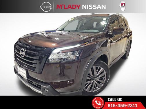 2022 Nissan Pathfinder SL 4WD
