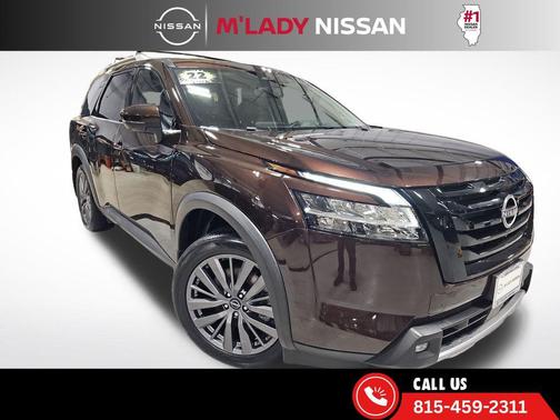 2022 Nissan Pathfinder SL 4WD