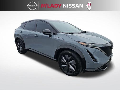 Boulder Gray Pearl/Black Diamond Pearl 2024 Nissan ARIYA PLATINUM+