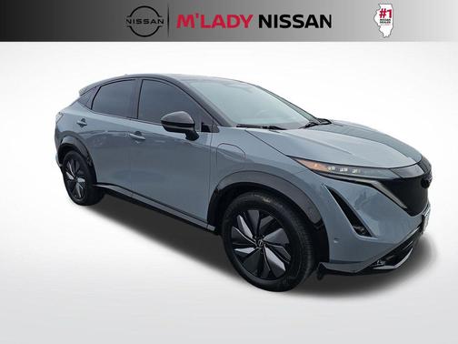 Boulder Gray Pearl/Black Diamond Pearl 2024 Nissan ARIYA PLATINUM+