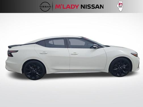 Pearl White Tricoat 2023 Nissan Maxima SR Xtronic CVT