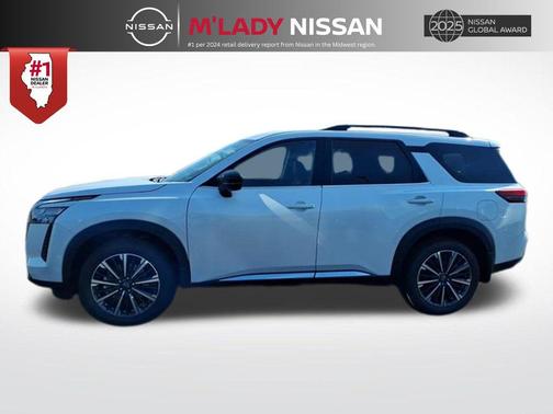 Everest White Pearl Tricoat 2026 Nissan Pathfinder Platinum