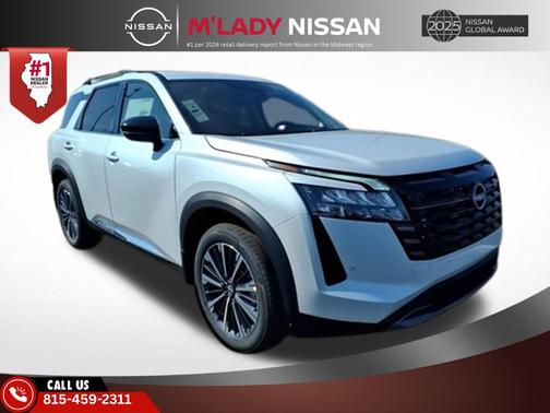 Everest White Pearl Tricoat 2026 Nissan Pathfinder Platinum
