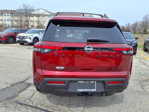 2025 Nissan Pathfinder SV 4WD