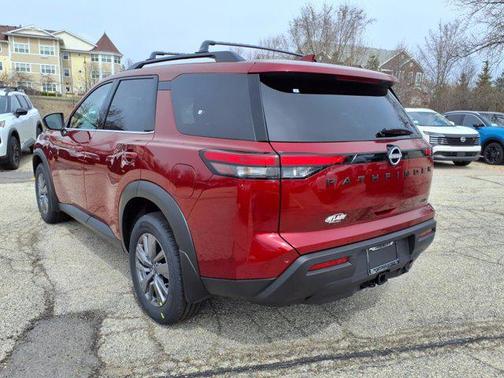 2025 Nissan Pathfinder SV 4WD
